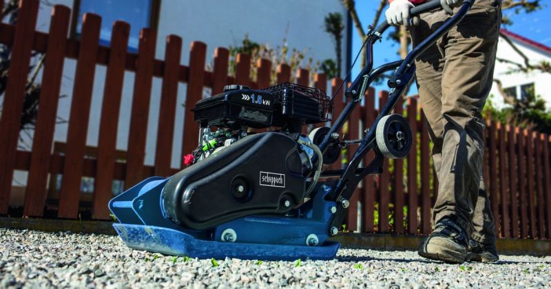 Zagęszczarki Scheppach – obsługa i pierwszy rozruch krok po kroku